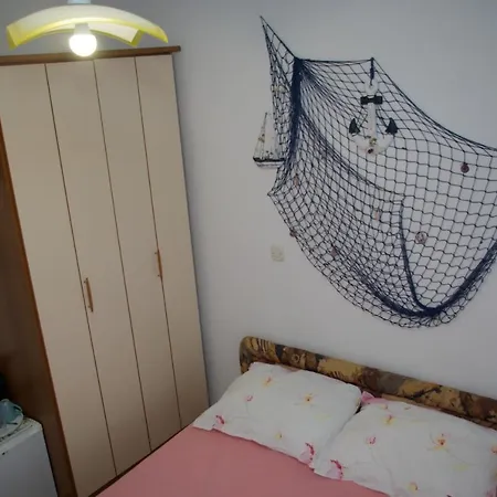 Tia Privat bolig Baška Voda