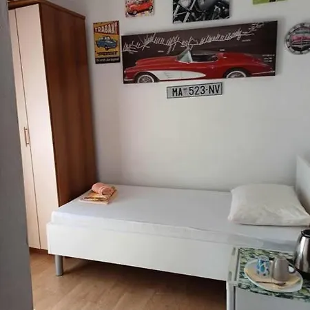 Tia Privat bolig Baška Voda