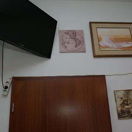 Habitación en casa particular Tia *