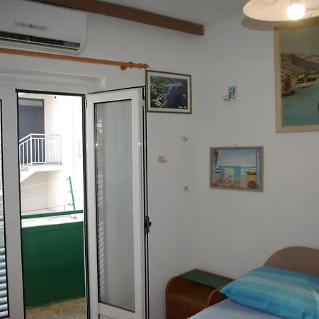 Tia Homestay